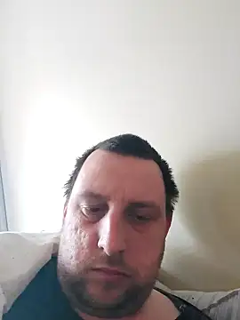 HE-M123 online show from March 3, 2025, 10:06 am