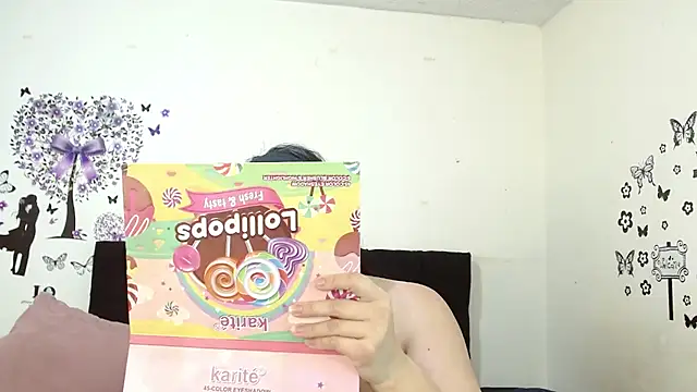 Snapshot of jeff_and_jade chatting on October 21, 2025, 11:22 am jeff and jade online show from October 21, 2025, 11:22 am