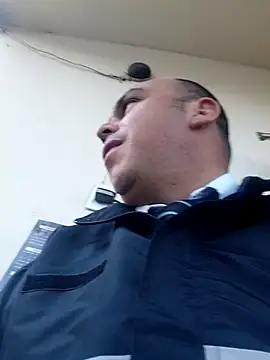 Snapshot of Camilo-31RI chatting on July 17, 2026, 11:28 am Camilo-31RI online show from July 17, 2026, 11:28 am