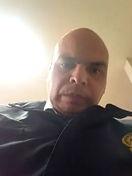 Snapshot of Camilo-31RI chatting on July 28, 2026, 6:07 pm Camilo-31RI online show from July 28, 2026, 6:07 pm