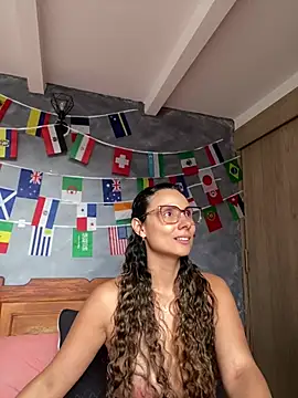 MafeeRoss online show from June 13, 2026, 10:18 pm