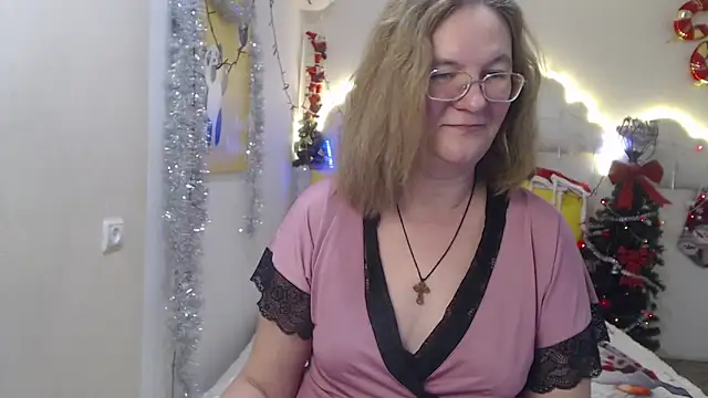 Snapshot of HolyMilfa chatting on December 13, 2024, 1:33 pm HolyMilfa online show from December 13, 2024, 1:33 pm