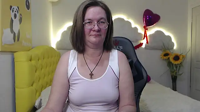 Snapshot of HolyMilfa chatting on March 22, 2025, 5:09 pm HolyMilfa online show from March 22, 2025, 5:09 pm