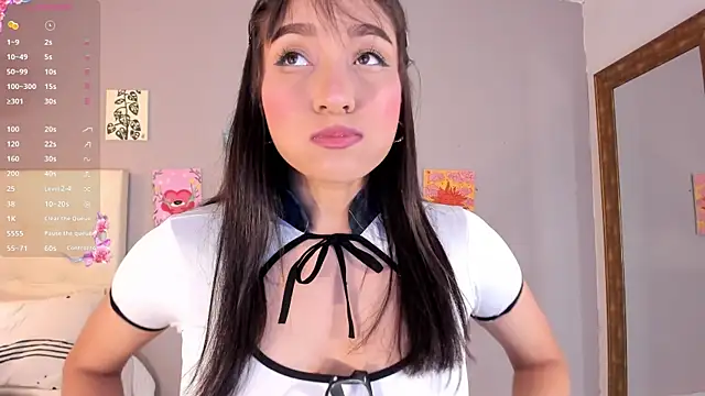 Snapshot of Maia_W10 chatting on July 8, 2026, 12:31 pm Maia W10 online show from July 8, 2026, 12:31 pm
