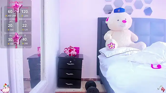 Catalina Jonex online show from October 1, 2025, 7:42 pm