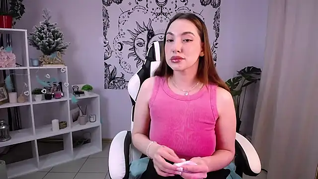 Snapshot of MelissaLovvv chatting on January 15, 2025, 2:38 am MelissaLovvv online show from January 15, 2025, 2:38 am