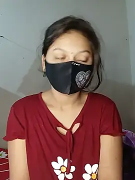 Snapshot of Nadia-2 chatting on December 7, 2024, 10:28 pm Nadia-2 online show from December 7, 2024, 10:28 pm