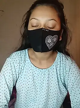 Snapshot of Nadia-2 chatting on December 20, 2024, 2:19 am Nadia-2 online show from December 20, 2024, 2:19 am