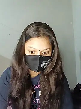 Snapshot of Nadia-2 chatting on December 21, 2024, 1:53 pm Nadia-2 online show from December 21, 2024, 1:53 pm