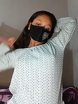 Snapshot of Nadia-2 chatting on December 25, 2024, 7:24 pm Nadia-2 online show from December 25, 2024, 7:24 pm