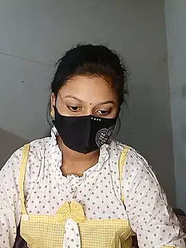 Snapshot of Nadia-2 chatting on December 28, 2024, 6:29 pm Nadia-2 online show from December 28, 2024, 6:29 pm