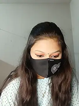 Snapshot of Nadia-2 chatting on December 31, 2024, 4:35 pm Nadia-2 online show from December 31, 2024, 4:35 pm