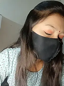 Snapshot of Nadia-2 chatting on January 8, 2025, 12:05 pm Nadia-2 online show from January 8, 2025, 12:05 pm