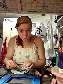 Snapshot of rose_bunny chatting on December 4, 2024, 1:31 pm rose bunny online show from December 4, 2024, 1:31 pm