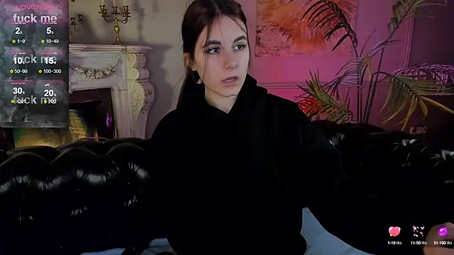 Snapshot of Kelly_Woods chatting on February 20, 2025, 5:40 pm Kelly Woods online show from February 20, 2025, 5:40 pm