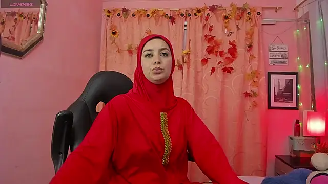 Snapshot of BadraSaadi chatting on February 25, 2025, 3:49 pm BadraSaadi online show from February 25, 2025, 3:49 pm