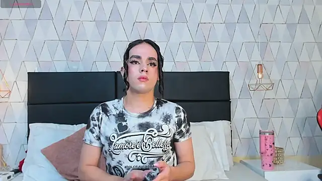 JustinePerry online show from November 29, 2025, 3:09 am