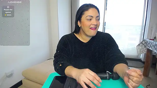 911Calling online show from November 16, 2025, 7:41 pm