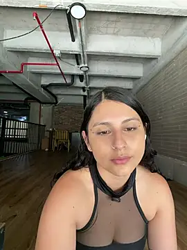 Snapshot of Luu_Princess chatting on July 26, 2026, 5:20 pm Luu Princess online show from July 26, 2026, 5:20 pm
