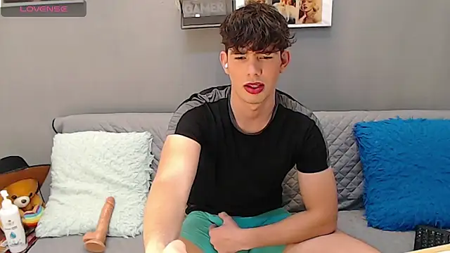 Angelo-cianuro- online show from January 7, 2025, 11:35 pm