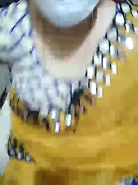 Snapshot of aliseanu chatting on December 31, 2024, 10:48 am aliseanu online show from December 31, 2024, 10:48 am