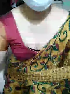 Snapshot of aliseanu chatting on January 17, 2025, 12:21 pm aliseanu online show from January 17, 2025, 12:21 pm