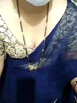 Snapshot of aliseanu chatting on January 23, 2025, 1:19 am aliseanu online show from January 23, 2025, 1:19 am