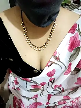 Snapshot of aliseanu chatting on March 18, 2025, 9:20 am aliseanu online show from March 18, 2025, 9:20 am