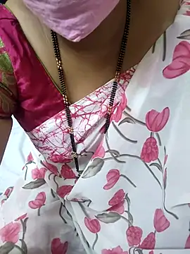 Snapshot of aliseanu chatting on November 10, 2025, 4:50 pm aliseanu online show from November 10, 2025, 4:50 pm