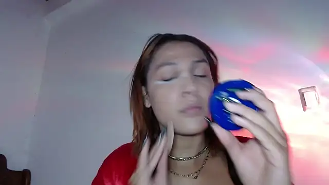 alexandra lorens online show from February 6, 2025, 4:14 pm