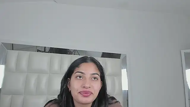 Snapshot of Alhana_pulido chatting on October 2, 2025, 2:57 pm Alhana pulido online show from October 2, 2025, 2:57 pm