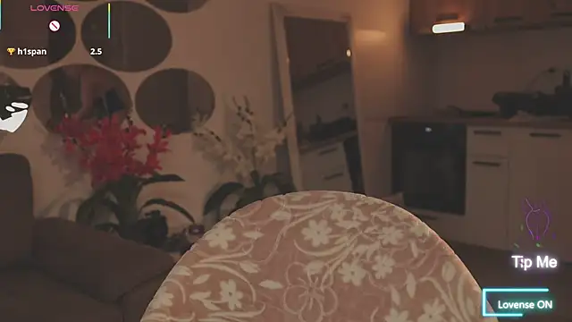 Snapshot of LikaBerry1 chatting on October 29, 2025, 6:09 pm LikaBerry1 online show from October 29, 2025, 6:09 pm