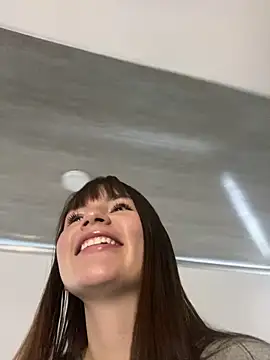 angel natural online show from March 3, 2025, 9:37 pm