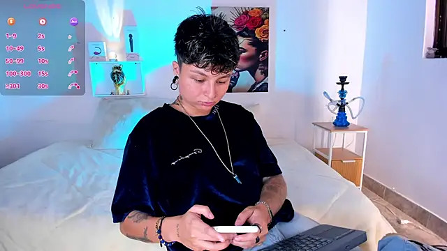 Snapshot of ZuryRamirez_ chatting on July 13, 2026, 10:56 pm ZuryRamirez online show from July 13, 2026, 10:56 pm