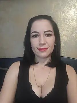 FireLily332 online show from December 29, 2024, 2:42 pm