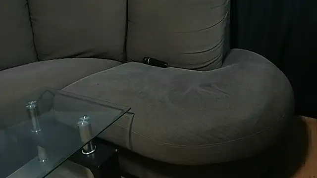 MiliExteraaa online show from January 23, 2025, 2:23 am