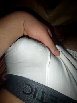 Snapshot of ch___ro69 chatting on February 28, 2026, 8:32 pm ch ro69 online show from February 28, 2026, 8:32 pm