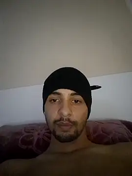 Snapshot of Hazembahloul chatting on November 19, 2025, 1:05 am Hazembahloul online show from November 19, 2025, 1:05 am