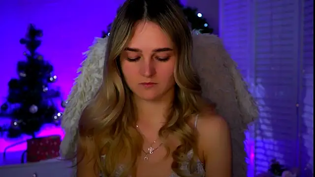 Snapshot of DeboraLarson chatting on January 16, 2026, 3:43 am DeboraLarson online show from January 16, 2026, 3:43 am