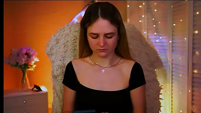 Snapshot of DeboraLarson chatting on February 22, 2026, 3:18 am DeboraLarson online show from February 22, 2026, 3:18 am