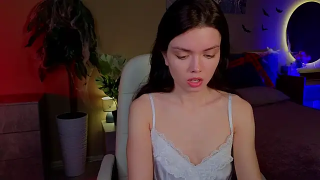 likeamoss online show from October 28, 2025, 1:58 pm