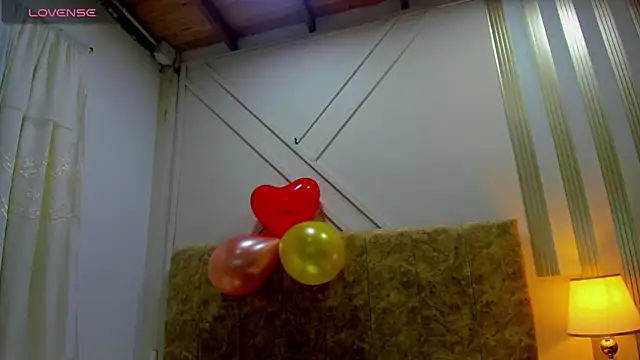 Snapshot of ashley__foxx_ chatting on October 8, 2025, 2:04 pm ashley foxx online show from October 8, 2025, 2:04 pm