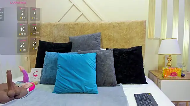 Snapshot of ashley__foxx_ chatting on November 21, 2025, 2:27 pm ashley foxx online show from November 21, 2025, 2:27 pm