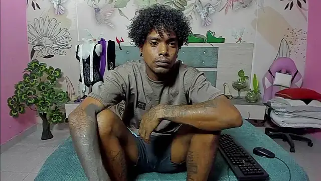 bigblackhotx1 online show from January 15, 2026, 1:16 pm