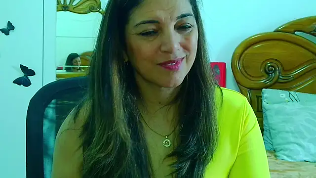 Julie Boronat26 online show from March 2, 2026, 2:35 pm