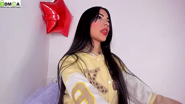 Snapshot of baby_alee chatting on December 20, 2024, 7:12 am baby alee online show from December 20, 2024, 7:12 am