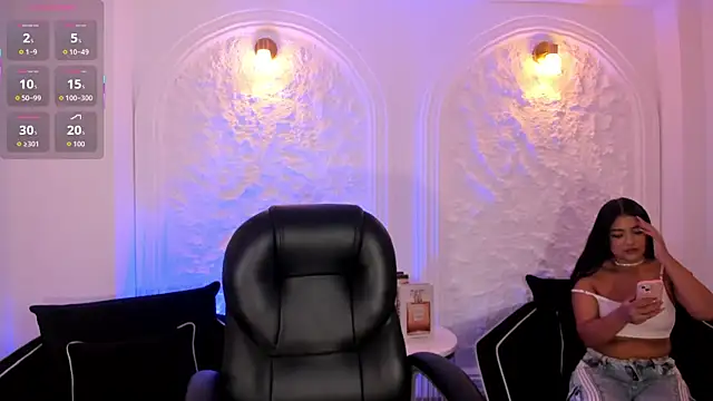 GabriellaLee online show from September 10, 2025, 3:06 am