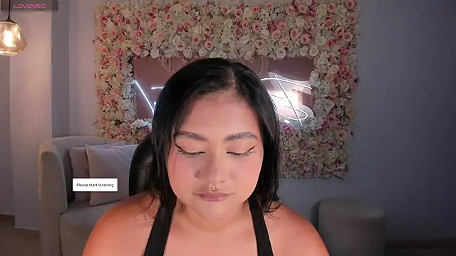 GabriellaLee online show from May 1, 2026, 3:44 am