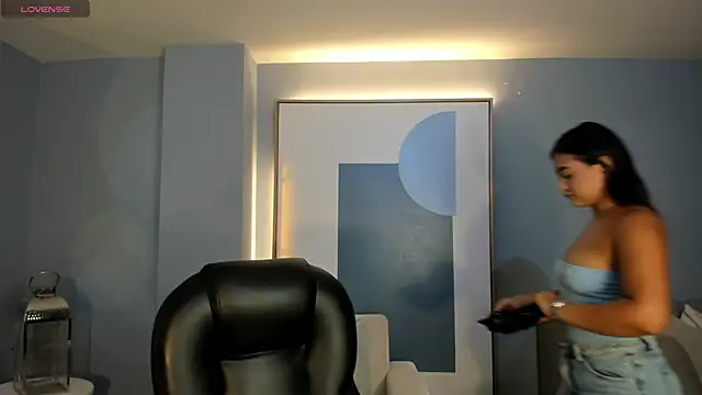 Snapshot of GabriellaLee chatting on June 4, 2026, 3:01 am GabriellaLee online show from June 4, 2026, 3:01 am