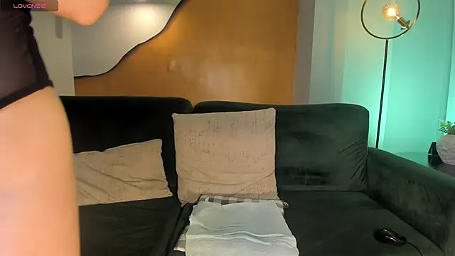 Snapshot of StacyWoods chatting on January 17, 2025, 1:46 pm StacyWoods online show from January 17, 2025, 1:46 pm